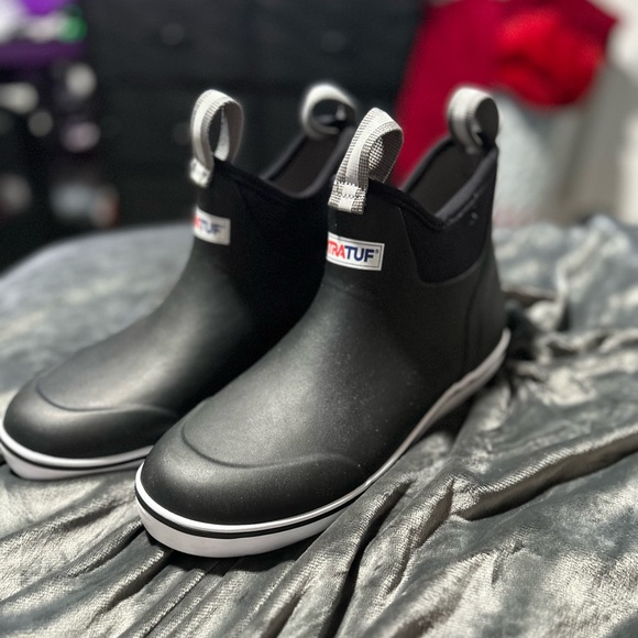 Durable Black Winter/Rain Boots for Women - Picture 1 of 2